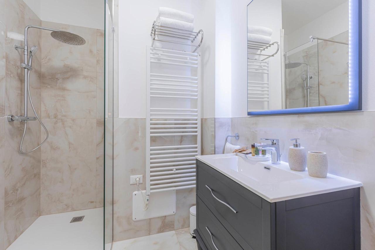 Crys: Rooms, Holiday, Business Verona Exteriér fotografie